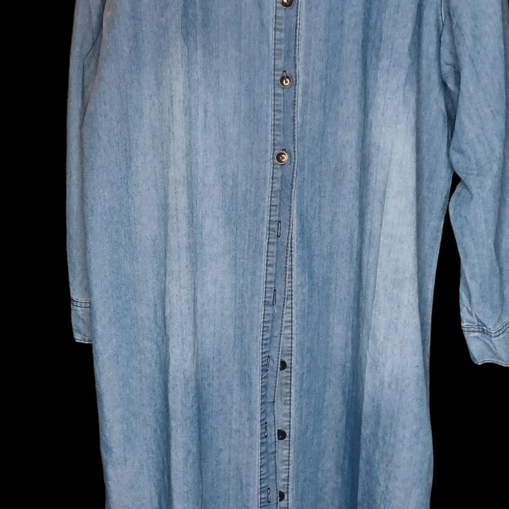 slightly oversize shirt-jacket